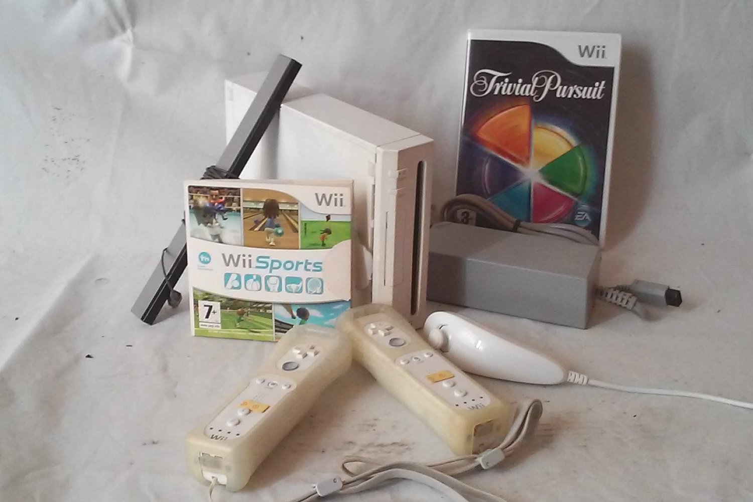 Consola WII + Trivial pursuit