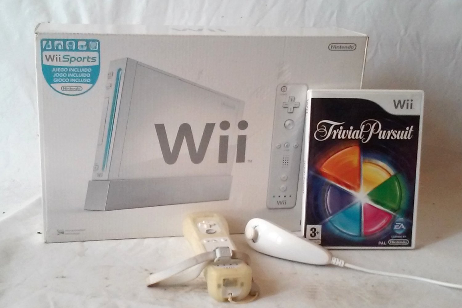 Consola WII + Trivial pursuit