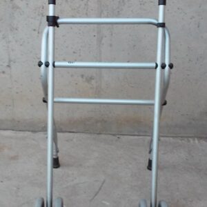 Caminador d'alumini