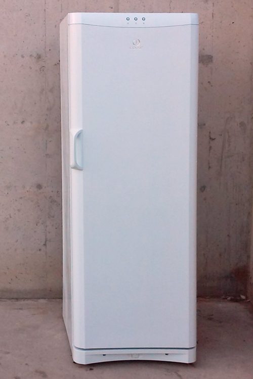 Congelador INDESIT UFAN 400