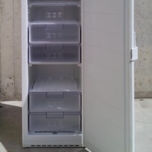 Congelador vertical BOSCH GS E324420