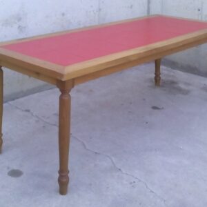 Taula de fusta i ceràmica vermella 200x78x74cm