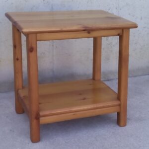 Tauleta auxiliar de pi 60x38x59cm
