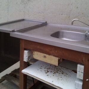 Pica + mostrador inox de 143x80x103cm
