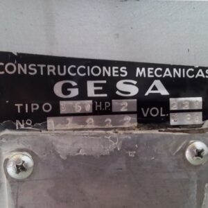 Màquina per a tallar peix congelat