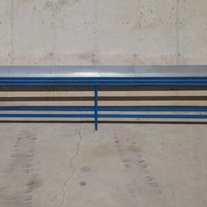 Banc metàl·lic per a vestidor