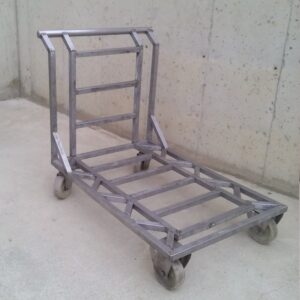 Carro reforçat d'acer inoxidable de segona mà a cabauoportunitats.com
