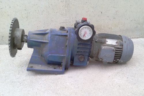 Motor reductor MOTOVARIO TK 3R-5