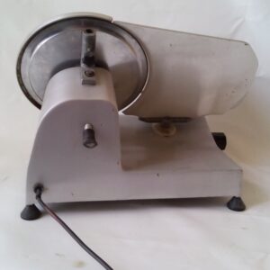 Màquina tallaembotits de 20cm de diàmetre