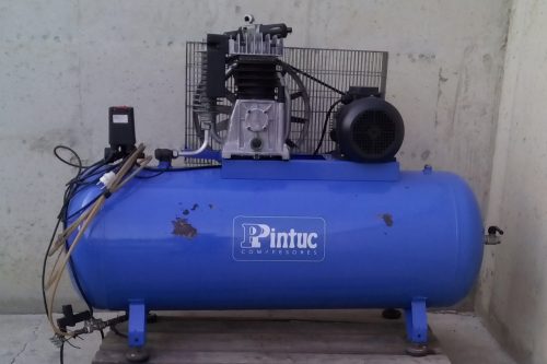 Compresor PINTUC 270 Litros de segunda mano en cabauoportunitats.com