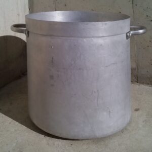 Olla d'alumini d'hosteleria de segona mà a cabauoportunitats.com