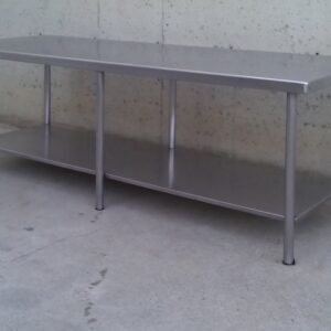 Taula de segona mà d'acer inoxidable de 210x80x80xcm a cabauoportunitats.com