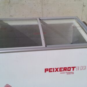 Congelador de segona mà amb porta de vidre a cabauoportunitats.com