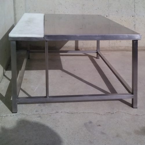 Mesa de despiece de segunda mano en cabauoportunitats.comMesa de despiece de segunda mano en cabauoportunitats.com