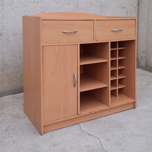 Mueble auxiliar de segunda mano con botellero en cabauoportunitats.com