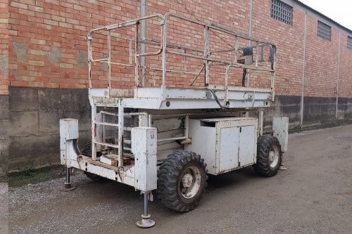 Plataforma elevadora JLG 33-RTS de segunda mano en cabauoportunitats.com