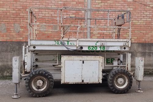 Plataforma elevadora JLG 33-RTS de segunda mano en cabauoportunitats.com