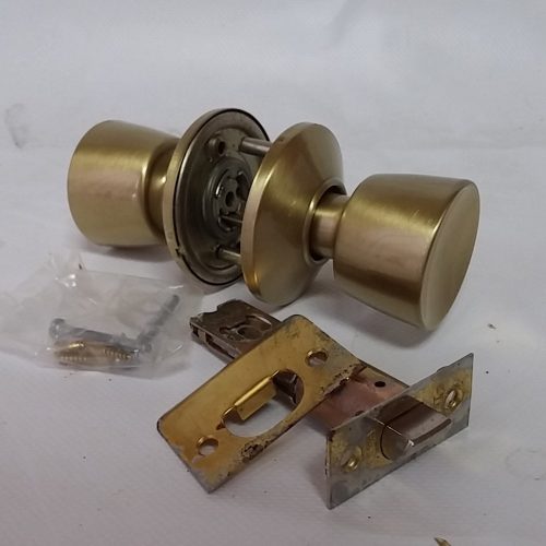 Pomos de puerta TESA 2500 nuevos en cabauoportunitats.com