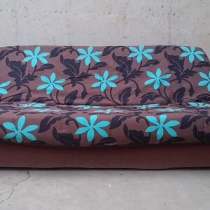 Sofá cama de segunda mano en buenas condiciones en cabauoportunitats.com