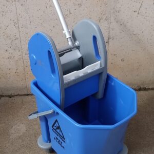 Cubell de fregar amb rodes professional a cabauoportunitats.com