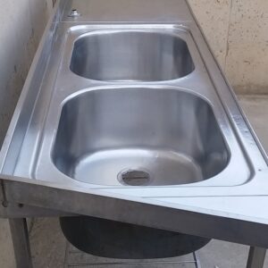 Pica d'acer inoxidable de 230x62x90cm en molt bon estat a cabauoportunitats.com