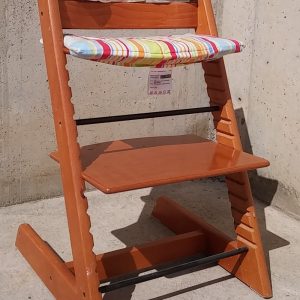 Trona STOKKE TRIPP TRAPP de ocasión en cabauoportunitats.com