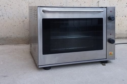 Horno convección EKA de segunda mano en perfectas condiciones en cabauoportunitats.com