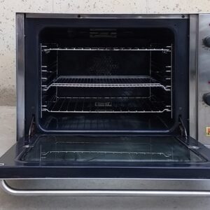 Forn convecció EKA de segona mà perfecte per a hosteleria a cabauoportunitats.com