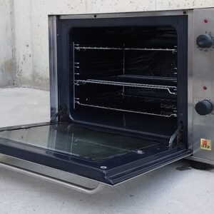 Forn convecció EKA de segona mà perfecte per a hosteleria a cabauoportunitats.com