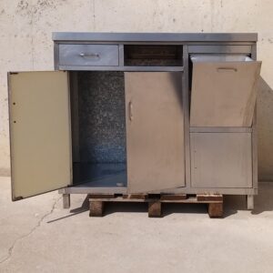 Mueble cafetero de inox de  120x55x110cm de ocasión en cabauoportuntiats.com