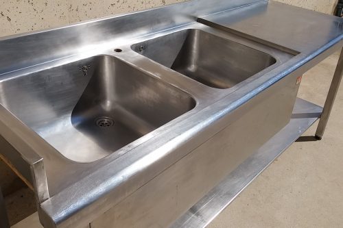Fregadero de inox de ocasión con dos senos hondos en cabauoportunitats.com