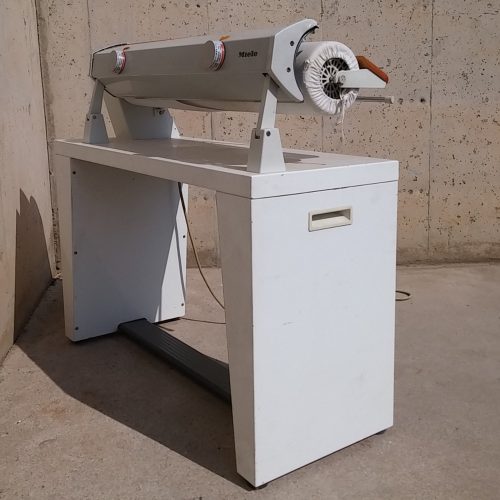 Plancha rodillo MIELE AUTOMATIC B855 de ocasión en cabauoportunitats.com