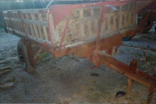Remolc per a tractor de 3000kg de segona mà a cabauoportunitats.com