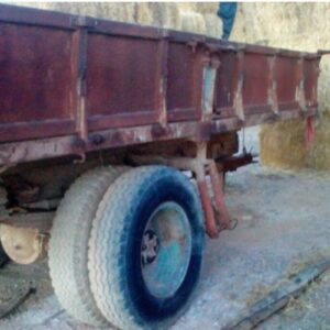 Remolc de 5000kg per a tractor en molt bon estat a cabauoportunitats.com