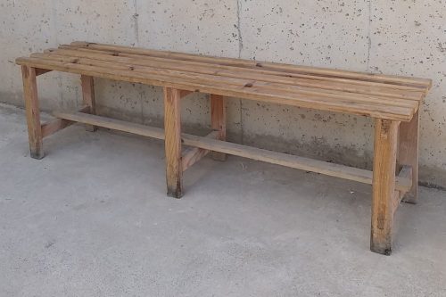Banco de madera de ocasión para vestidor en cabauoportunitats.com