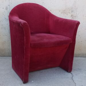 Lote de 3 sillones de terciopelo + mesa de ocasión en cabauoportunitats.com