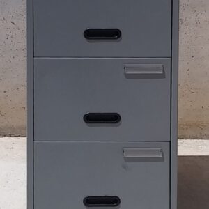Archivador de ocasión con 3 cajones en cabauoportunitats.com