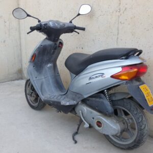 DERBI ATLANTIS para despiece en cabauoportunitats.com