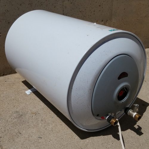 Termo eléctrico ISEA 80 litros de segunda mano en cabauoportunitats.com