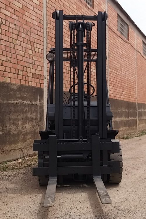 Carretilla elevadora TOYOTA 3FD20 de ocasión en cabauoportunitats.com
