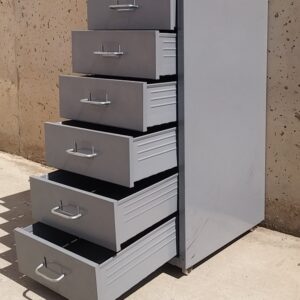 Archivador metálico de ocasión con 6 cajones en cabauoportunitats.com