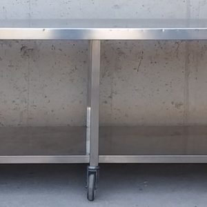 Mostrador acero inoxidable 350x75x87cm de ocasión en cabauoportunitats.com