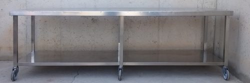 Mostrador acero inoxidable 350x75x87cm de ocasión en cabauoportunitats.com