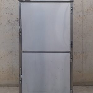 Frigorífico de dos puertas de ocasión para hostelería en cabauoportunitats.com