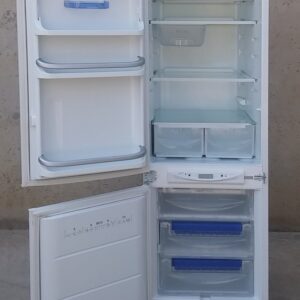 Frigorífico panelable ARISTON de ocasión en cabauoportunitats.com
