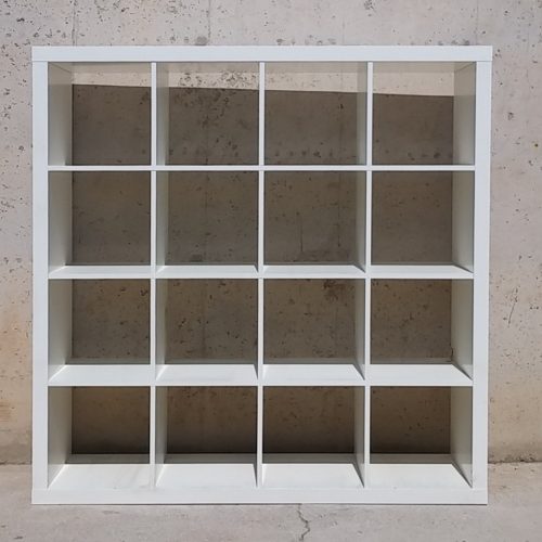 Estantería IKEA KALLAX de ocasión en cabauoportunitats.com