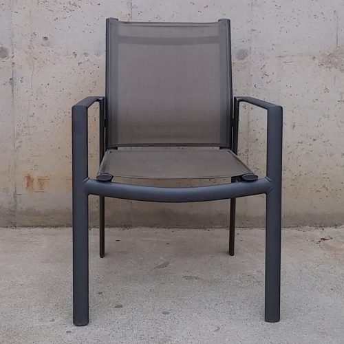 Mesa y sillas de terraza de ocasión en cabauoportunitats.com