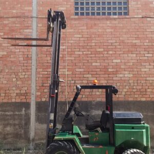 Carretilla elevadora AUSA CV20 4x4 de ocasión en cabauoportunitats.com
