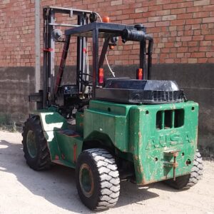 Carretilla elevadora AUSA CV20 4x4 de ocasión en cabauoportunitats.com