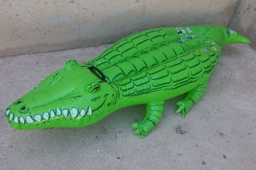 Flotador cocodrilo 160cm en cabauoportunitats.com